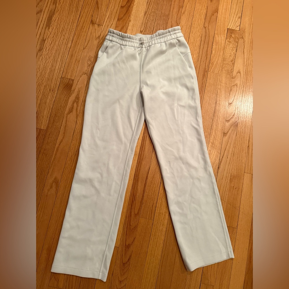 Lululemon Athletica women’s beige/light pants, super soft, size 6